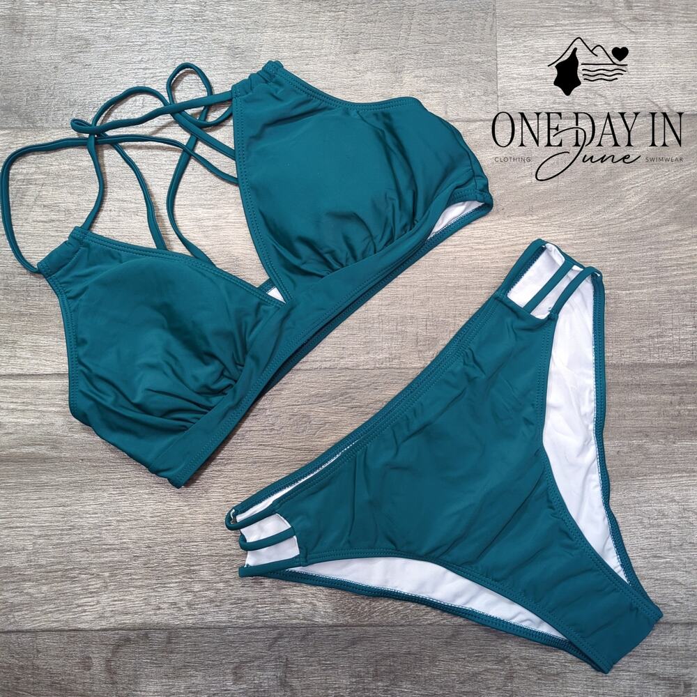 Adisputent Strappy Cross Back Bikini Swimsuit Teal Blue 2 Piece Size M